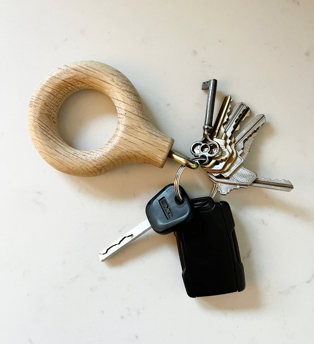 Loopy Key chain – steelwooddesign
